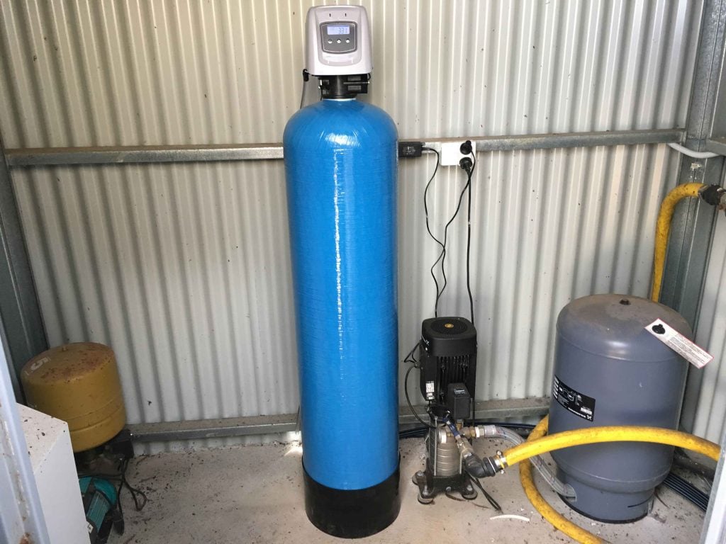 CA2-carbon-filter-system-installed-in-shed